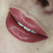 Перманентный макияж губ